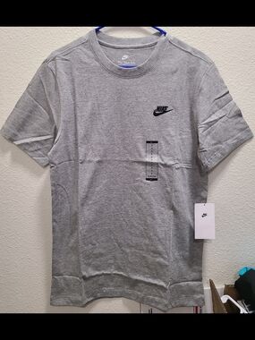 Nike Men's Short Sleeve Tee - Heather Gray with Black Logo Small